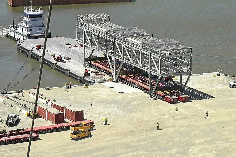 Special delivery: first module arrives at Calcasieu Pass LNG site