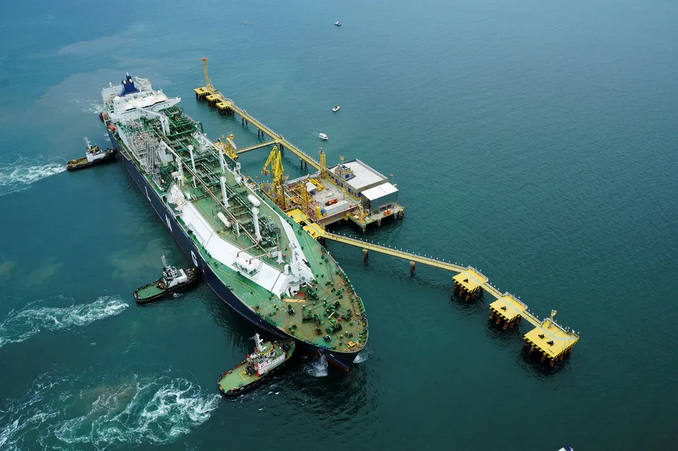 Leasing: a Petrobras-owned FSRU regasification terminal in Bahia, Brazil