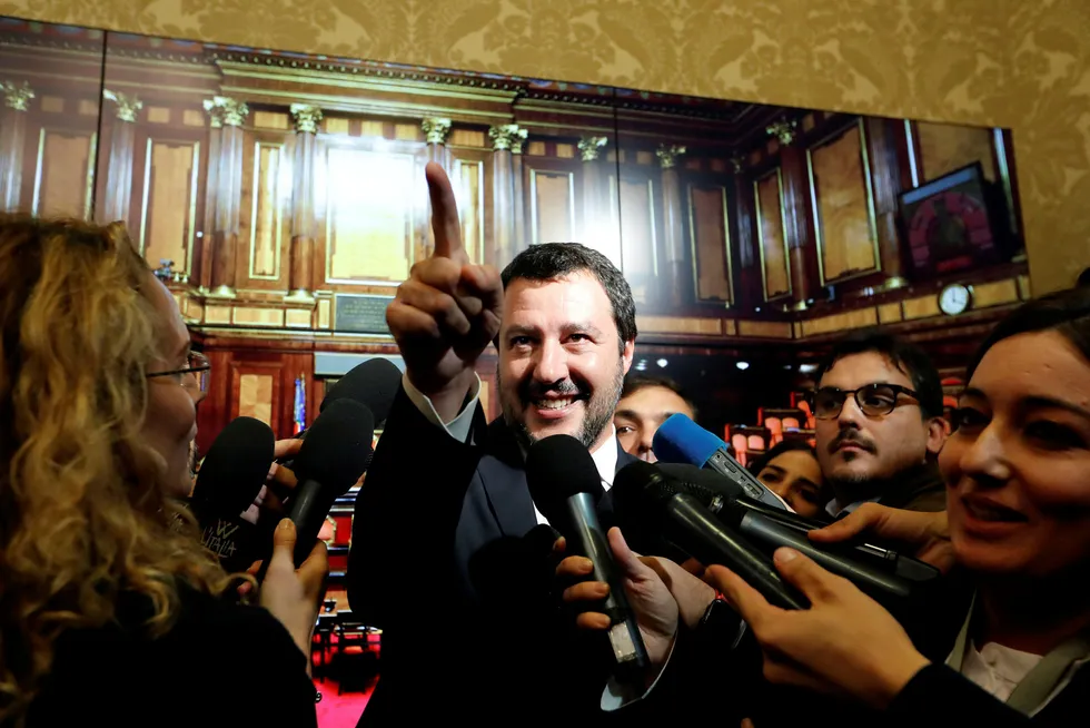 Innenriksminister Matteo Salvini fra La Lega er de facto-leder for en regjering som har en evne til å irritere både italienske og utenlandske kritikere daglig.