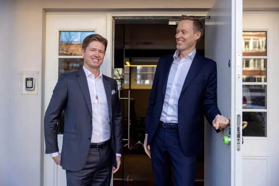 Magnus Reitan (til venstre) går ikke stille i dørene. Nå har han forsterket forvalterlaget med Håkon Kavli fra Storebrand Kapitalforvaltning.