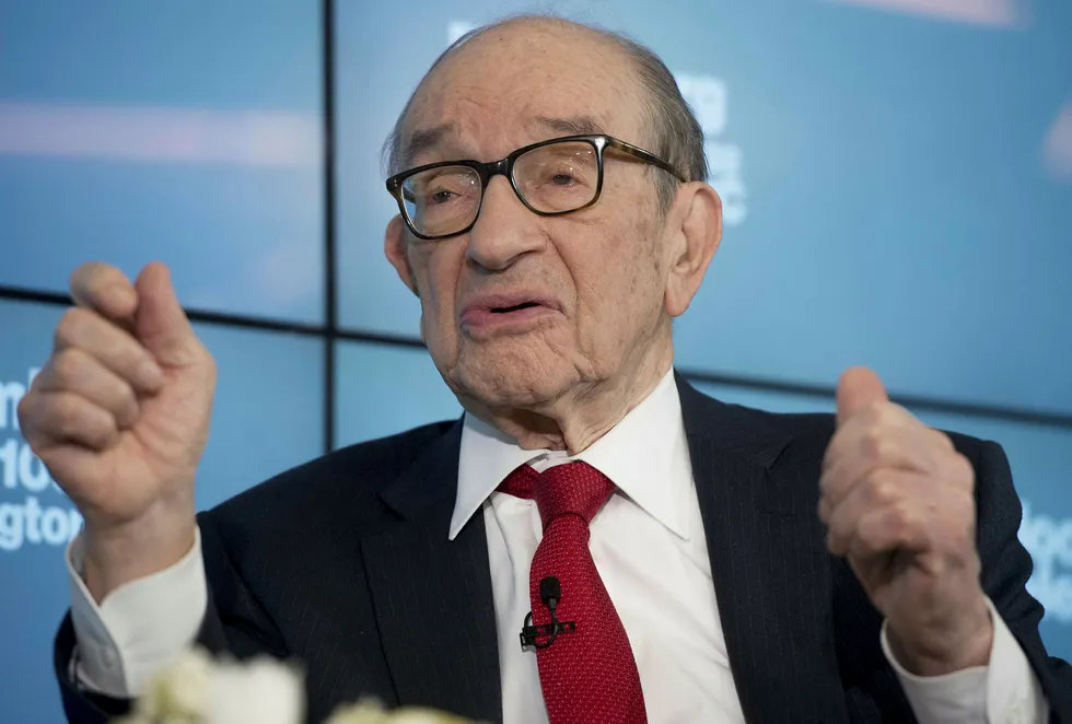Tidligere sentralbanksjef i USA Alan Greenspan frykter konsekvensene av Donald Trumps økonomiske politikk. Foto: Saul Loeb/AFP photo/NTB scanpix