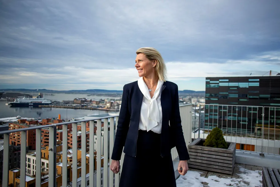 Kjerstin Braathen tok over som konsernsjef i Norges største bank i september i fjor. Torsdag la hun frem sin første helårsrapport for banken. Her fra toppen av DNBs lokaler i Oslo.