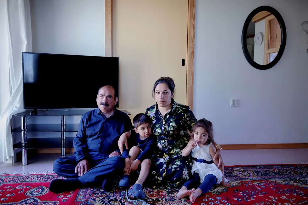 Homa Mohammadi er utvist fra Norge fordi utlendingsmyndighetene mener at hun har inngått proformaekteskap med Ahmad Shakari for å få opphold her. De har to barn sammen, Meriwan og Maria.