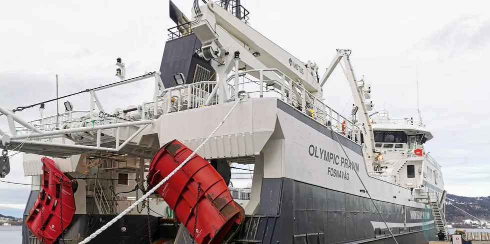 MILJØGEVINST: Det har skjedd mye med utslippene fra fiskeflåten. Remøys nye tråler "Olympic Prawn" sparer utslipp både gjennom bedre motorteknologi, el-vinsjer med lading og større fangsteffektivitet.