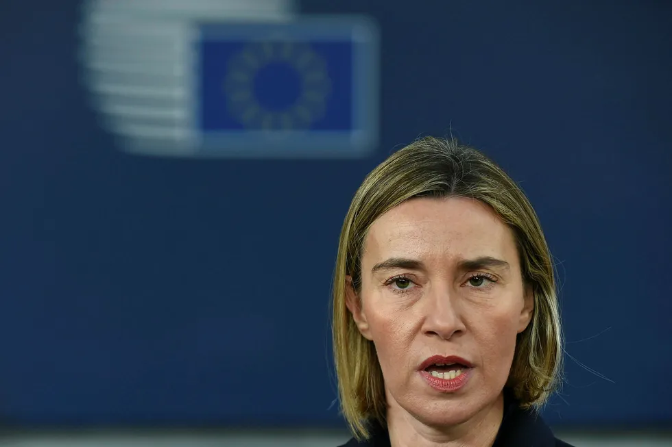 EUs utenrikssjef Federica Mogherini advarer Donald Trump. Foto: JOHN THYS/AFP Photo