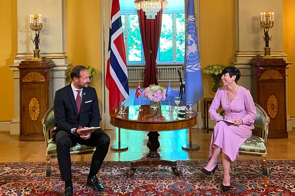 Opprinnelig skulle Norge ha den diger valgkampfest i New York 11. juni, men på grunn av korona holdt heller kronprins Haakon og utenriksminister Ine Marie Eriksen Søreide et digitalt talkshow for 190 FN-delegasjoner fra Oslo.