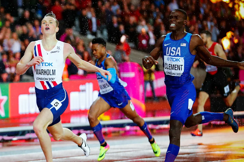 Karsten Warholm løper inn til seier på 400 meter hekk onsdag kveld. Foto: Heiko Junge/NTB Scanpix