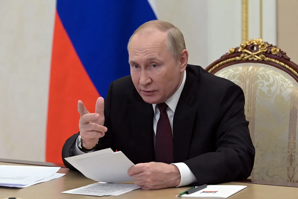 President Vladimir Putin har svekket Russlands økonomi. Krigen mot Ukraina forserer det grønne skiftet og reduserer landets eksportinntekter fra fossil energi.