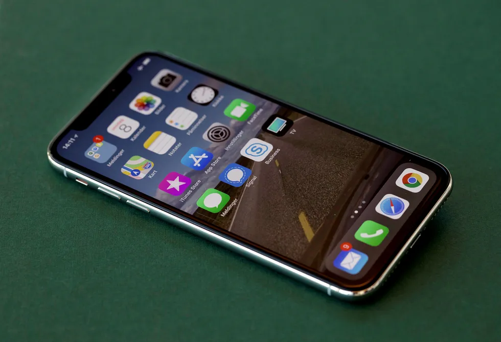 Iphone X kan forsvinne fra markedet under ett år etter lansering, ifølge analytiker. Foto: Øyvind Elvsborg