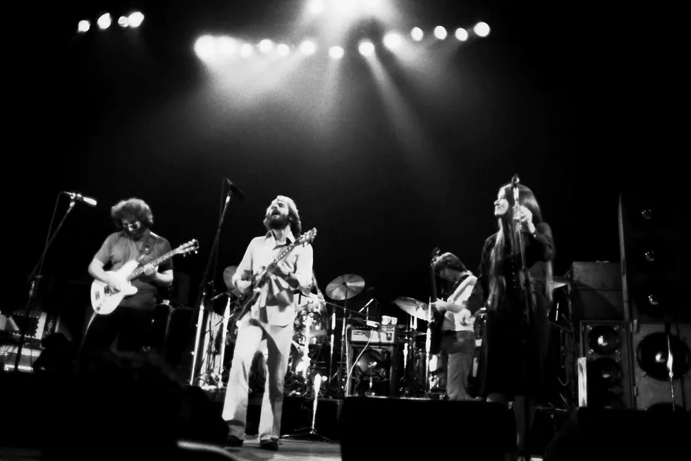 Konsert. Grateful Dead på Barton Hall på universitetscampus til Cornell University 8. mai 1977. Foto: Jon Reis