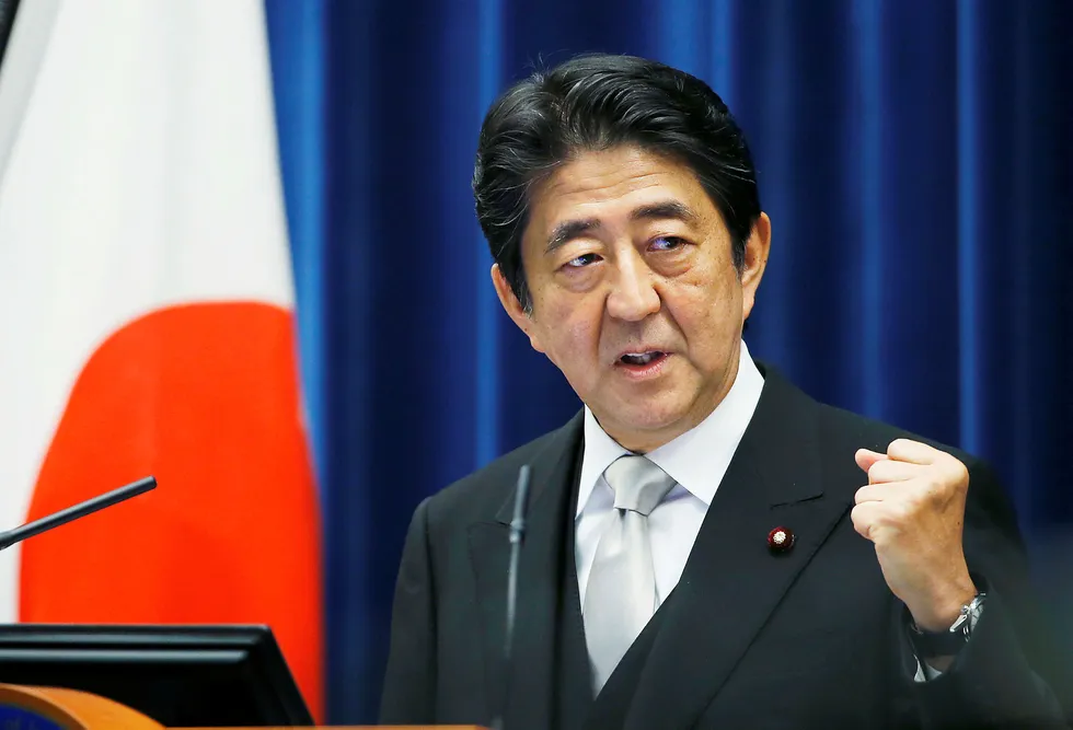 Japans statsminister Shinzo Abe ber om hastemøte. Foto: Shizuo Kambayashi/AP Photo