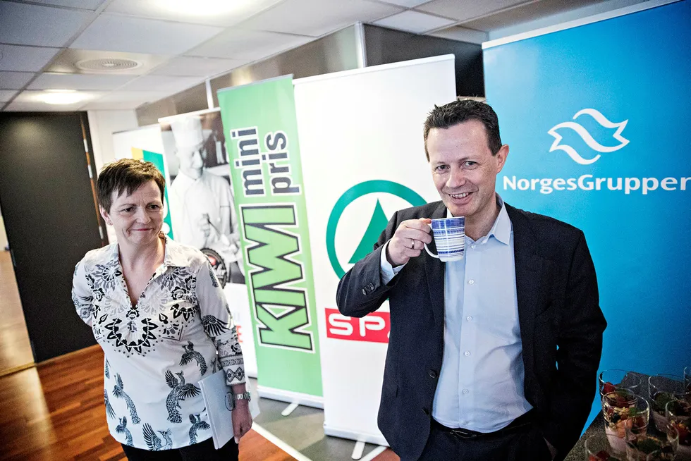Konsernsjef Runar Hollevik og finansdirektør Mette Lier leder en pengemaskin. I fjor fikk Norgesgruppen et overskudd på over tre milliarder kroner. Her fra presentasjon av årsrapporten i fjor.