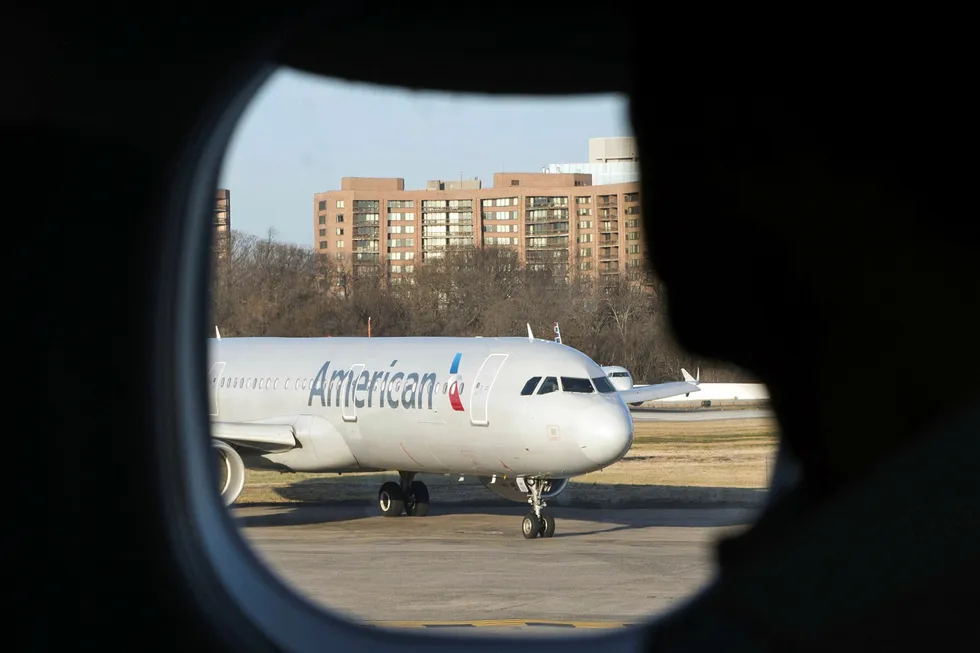 American Airlines planlegger å kutte plassen i fartsretningen fra 31 til 30 tommer på noen fly, men ikke til 29 tommer som tidligere planlagt. Foto: ANDREW CABALLERO-REYNOLDS