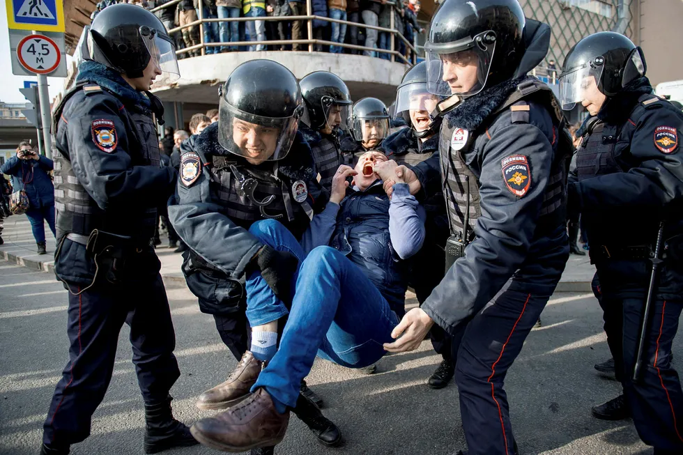 Helgens demonstrasjoner i Moskva kan fyre opp under nye protester i Russland. Foto: Alexander Utkin/AFP/NTB Scanpix