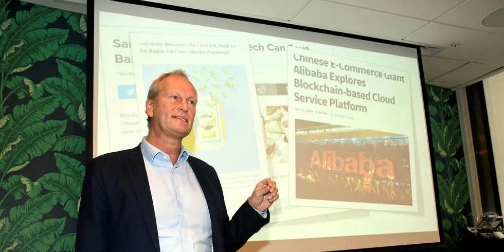 Ny betalingsform: Lasse Meholm er ansvarlig for DnBs blockchain-satsing. Han tror blockchain kommer til å forandre verden like mye som internett har gjort, inkludert kraftbransjen.