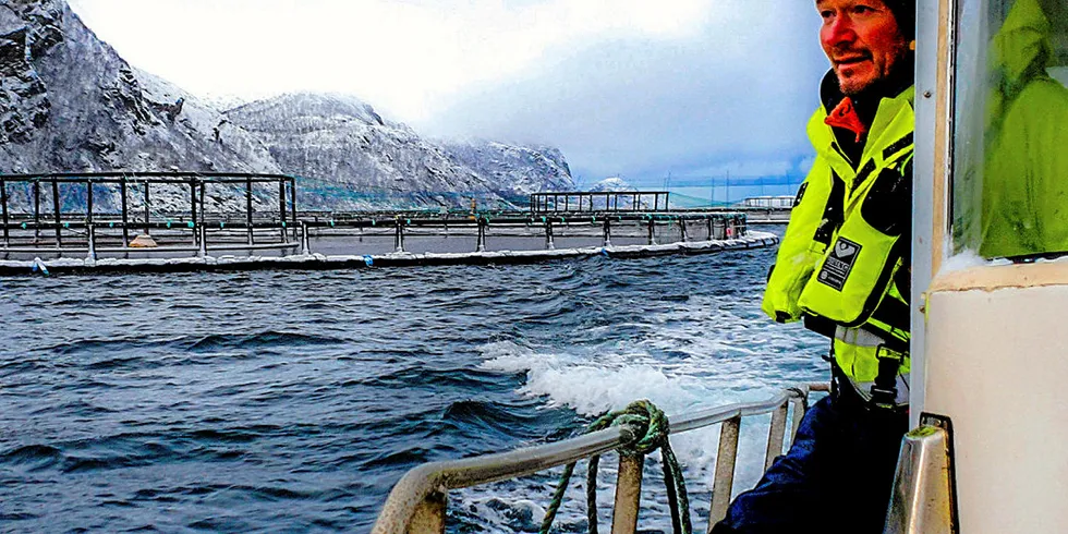 LIKER OGSÅ REKER: Regionleder I Lerøy Aurora, er et av de største havbruksselskapene i Troms og Finnmark. Selskapet har havbrukslokaliteter i mange av de kjente rekefangst-fjordene i Troms og Finnmark og mener debatten om lusemidlenes effekt på rekebestandene trenger et bedre faktagrunnlag.