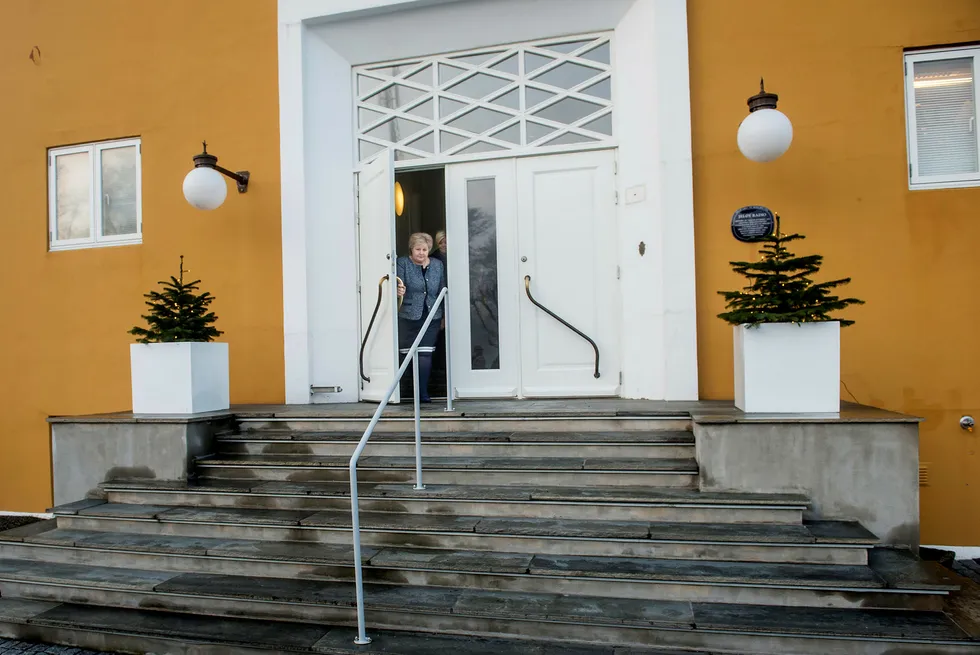 I løpet av januar ligger det an til at Erna Solbergs regjering utvides fra blåblå til blågrønn. Foto: Gorm K. Gaare