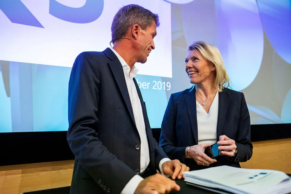 DNB-toppene Kjerstin Braathen (t.h.) og Ottar Ertzeid kunne legge frem et knallsterkt tredjekvartalsresultat torsdag, deres første i rollene som henholdsvis konsernsjef og finansdirektør.