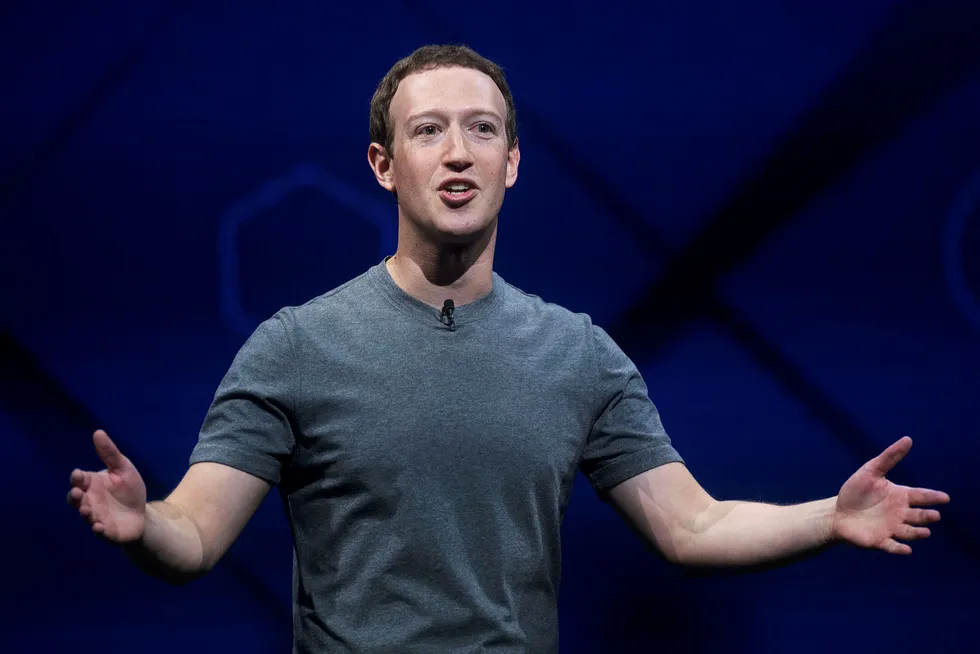 Facebook-sjef Mark Zuckerberg er god for 63,8 milliarder dollar, ifølge Forbes. Foto: AP Photo/Noah Berger