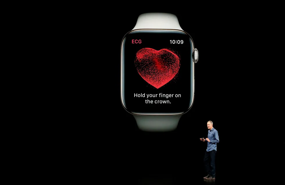 I siste oppdatering av Apple Watch-programvaren blir klokkens EKG-funksjon tilgjengelig for brukere i Europa. Her Apples driftsdirektør Jeff Williams.