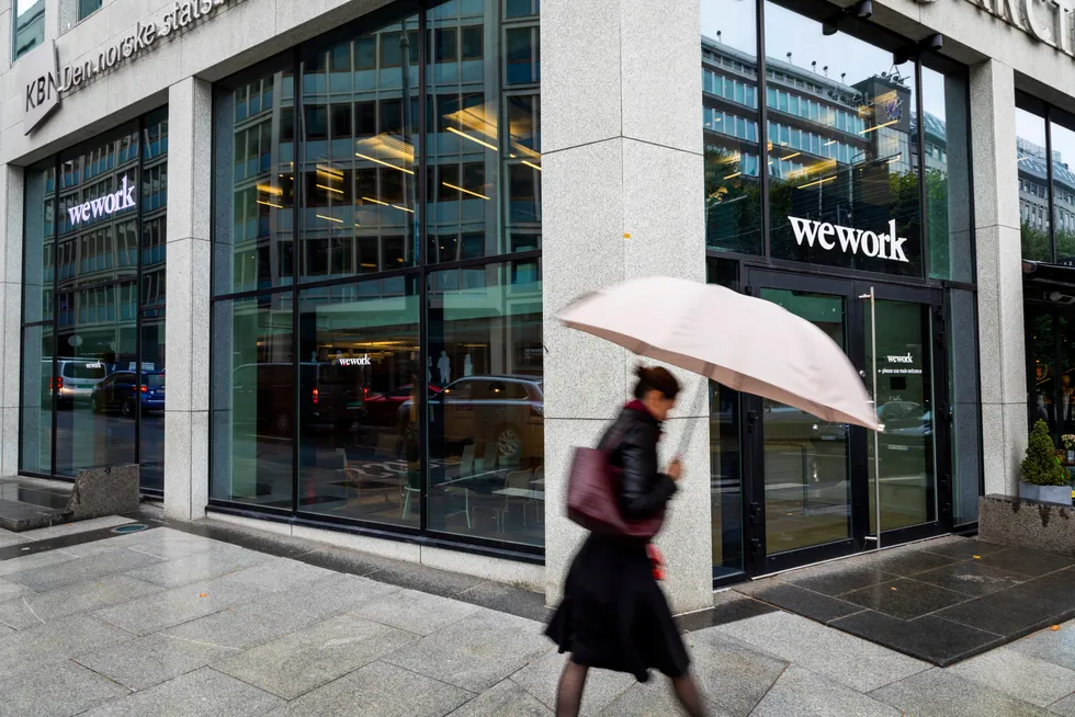 Kontorutleieselskapet Wework tilbyr kontorer blant annet i Haakon Vlls gate 5 i Oslo. Wework Norge går med underskudd i sitt andre driftsår.