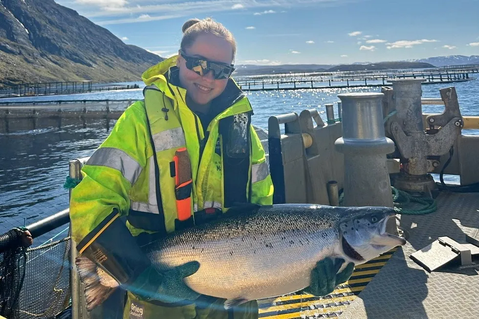 På videregående dro vi ut med skolebåten på linefiske. Da så vi godt hvem som skulle fiske og hvem som skulle gå videre med akvakultur. Det var absolutt mer futt i fiskerguttene, sier Marie Kjellmann.