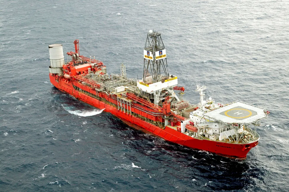 Initial production: the Petrojarl I FPSO