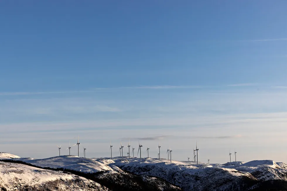 Vindkraften på Fosen i Trøndelag og resten av Midt-Norge bidrar med nær 45 prosent av vindkraften som ble produsert i fjor.