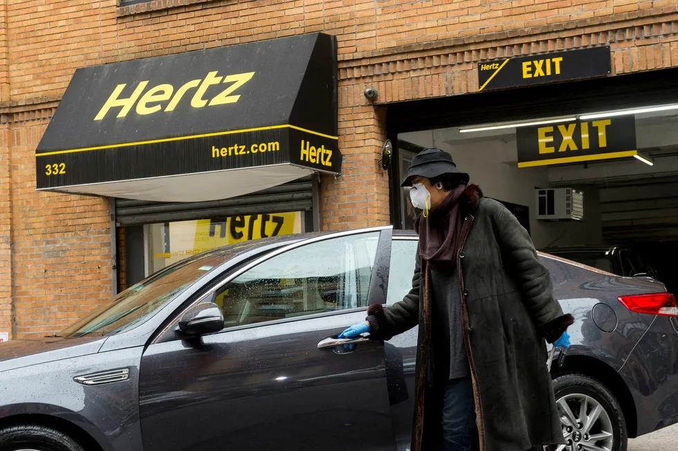 Bilutleieselskapet Hertz har som mange andre blitt hardt rammet av korona.