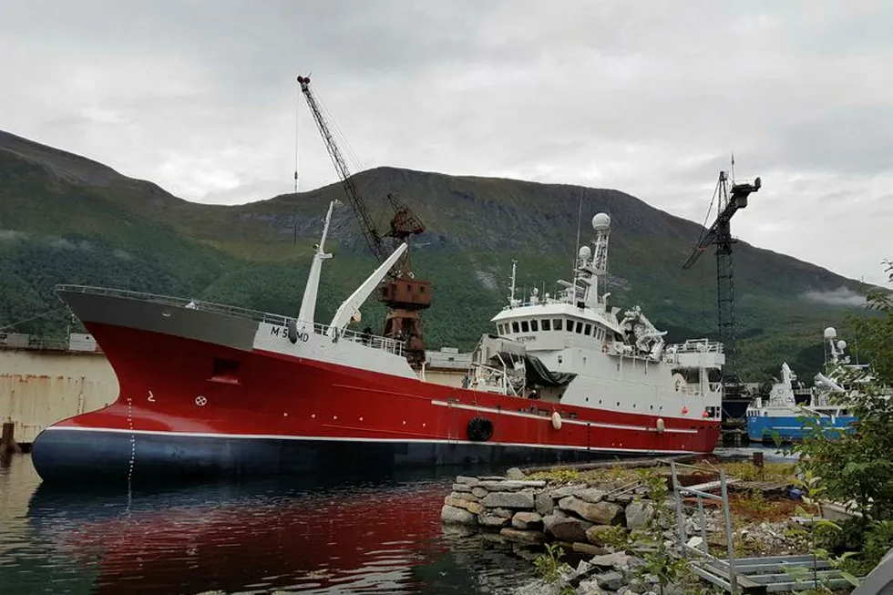 Arnt Inge Nygård skiftet baug og motor på fiskebåten fra 1980 for at den skal møte dagens miljøkrav og bli så effektiv i drift som mulig.