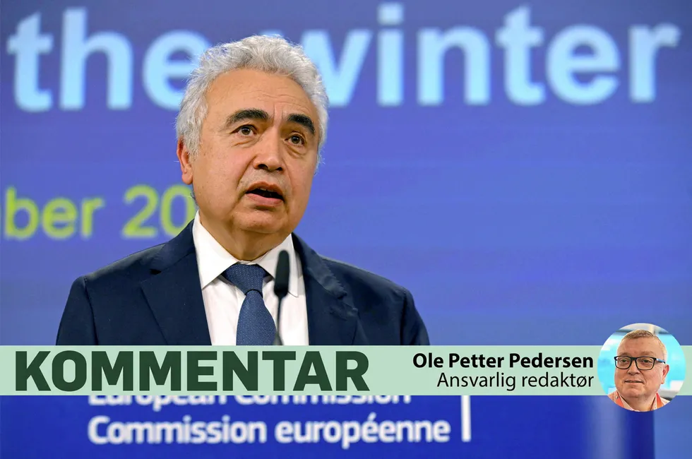 Fatih Birol, leder av det internasjonale energibyrået, viser at det er enorm avstand mellom landenes faktiske politikk og festtaler.