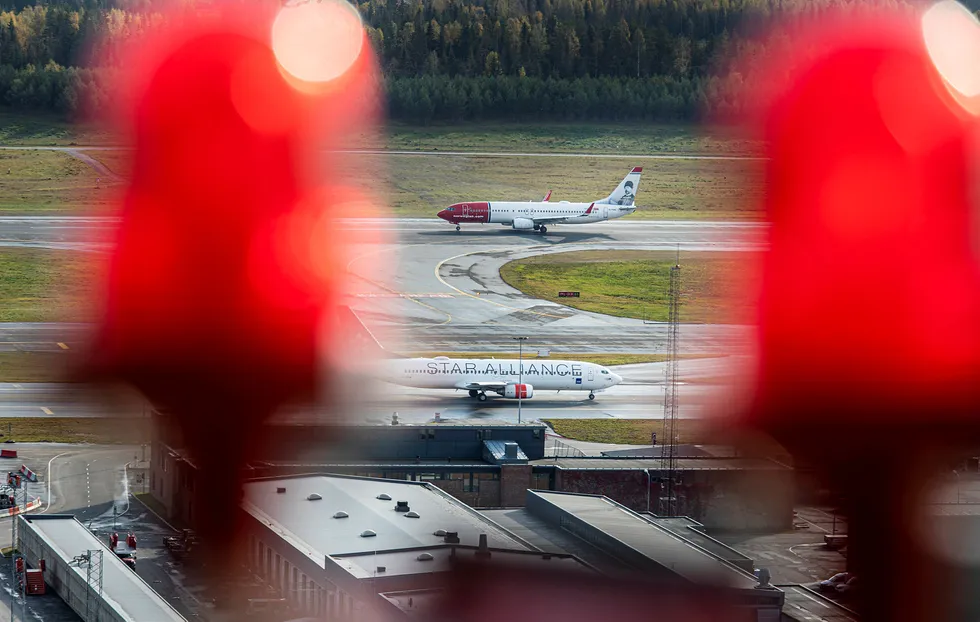 Norwegian har mistet den største kundeavtalen i Norge til SAS. Førstnevnte mener den nye avtalen ville gitt et tap. Her fra Oslo lufthavn.