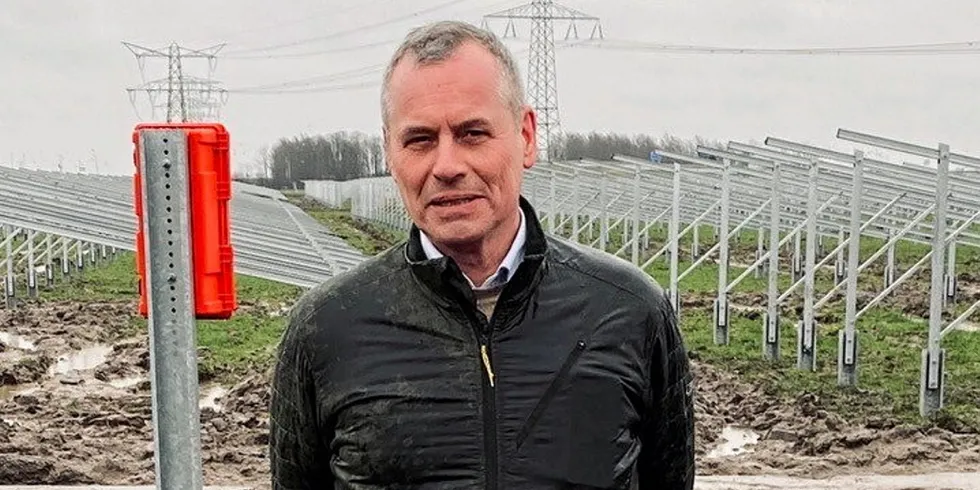 Viktor Jakobsen, daglig leder i Energeia har sendt inn konsesjonssøknad for solkraftverket Seval Skog.