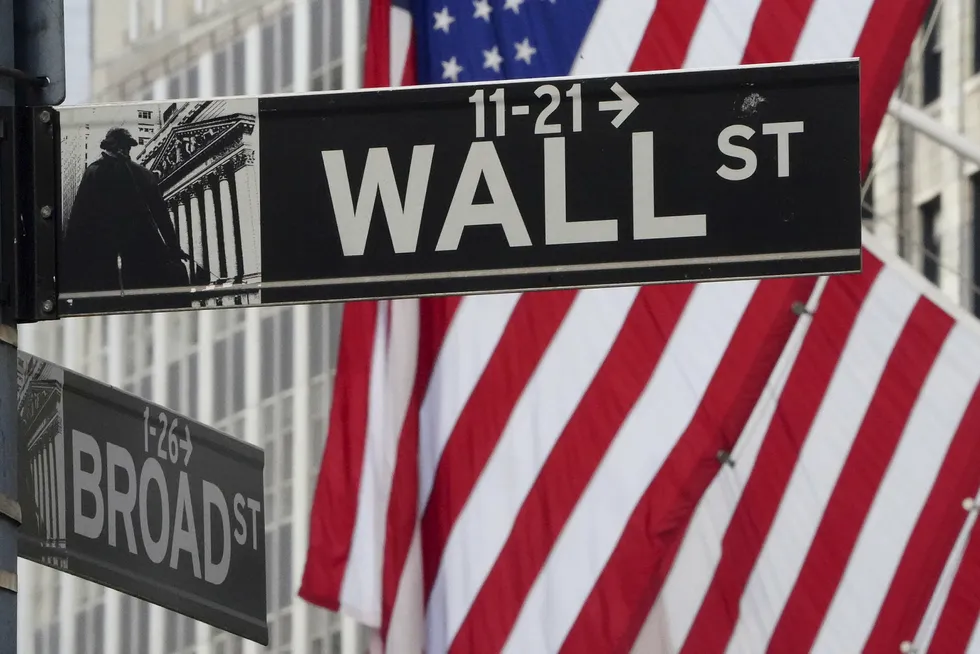 De amerikanske børsene slet med å finne retning og svingte torsdag.