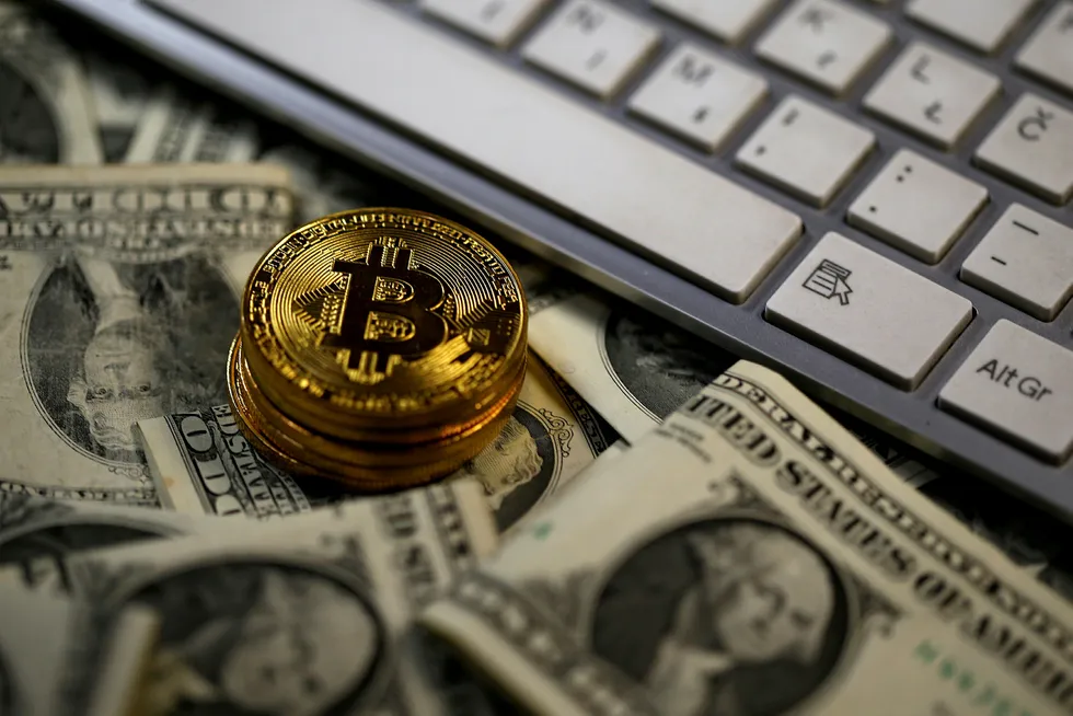 Bitcoin er ikke en valuta, ifølge storbanken UBS. Foto: Dado Ruvic/Reuters/NTB scanpix