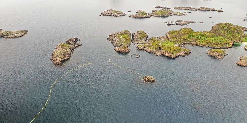 Stengingen innebærer at det spennes opp not mellom Kvannholmen (posisjon 68,098117N 13,812617Ø) og Brusen (posisjon 68,101317N 13,838233Ø).