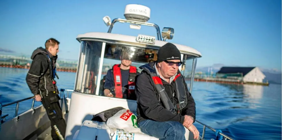 Gerhard Meidell Alsaker (t.h) titulerer seg «Salmonowner». Fjelberg Fjordbruk er en del av Alsaker-konsernet.