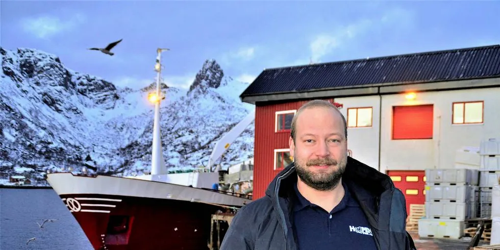 HOPEN: Robert Johansen fra Andenes overtok som daglig leder i Hopen fra 1. mai. Han har hatt en hektisk start. Foto: Alf Fagerheim