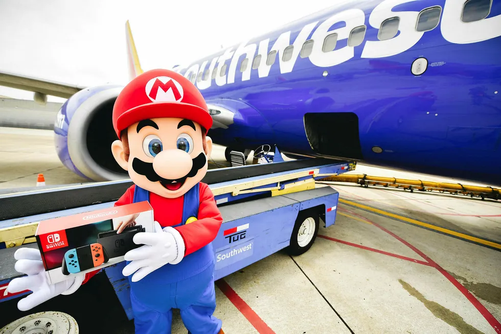 Mario har i nesten 40 år skapt inntekter for Nintendo. Nå er han på vei til å innta smarttelefoner. Nesten 130 millioner brukere har lastet ned et nytt spill på en måned.