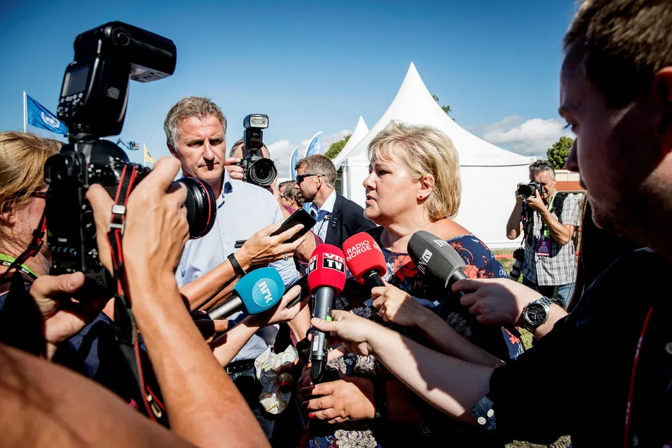 Statsminister Erna Solberg møtte pressen for å diskutere Sandberg tidligere i august.