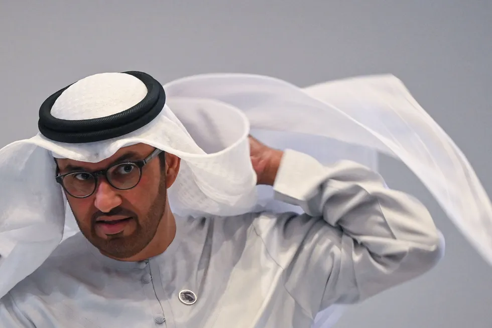 Sultan Ahmed Al-Jaber, verten fra klimatoppmøtet i Dubai, vil «nedfase», ikke «utfase» oljeproduksjonen.