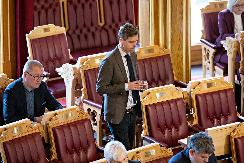 Hvilken partner KrF og partileder Knut Arild Hareide velger på landsmøtet 2. november, kan avgjøre om det blir økt satsing på Forsvaret. Foto: Aleksander Nordahl