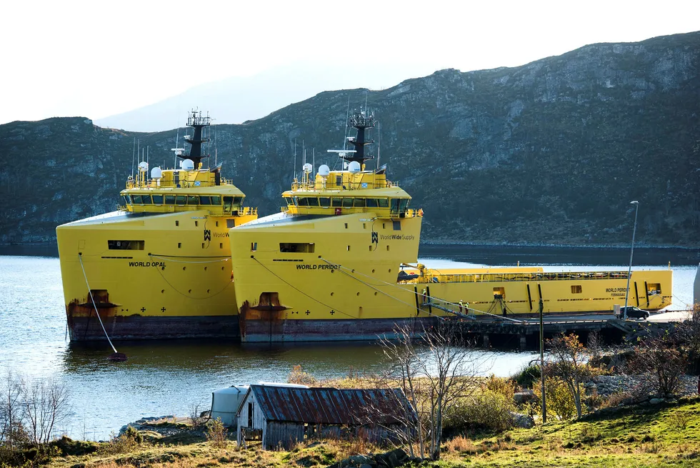 Supplybåtene «World Opal» og «World Peridot» fra World Wide Supply ligger i opplag i Torvik i Herøy kommune. Foto: Per Ståle Bugjerde