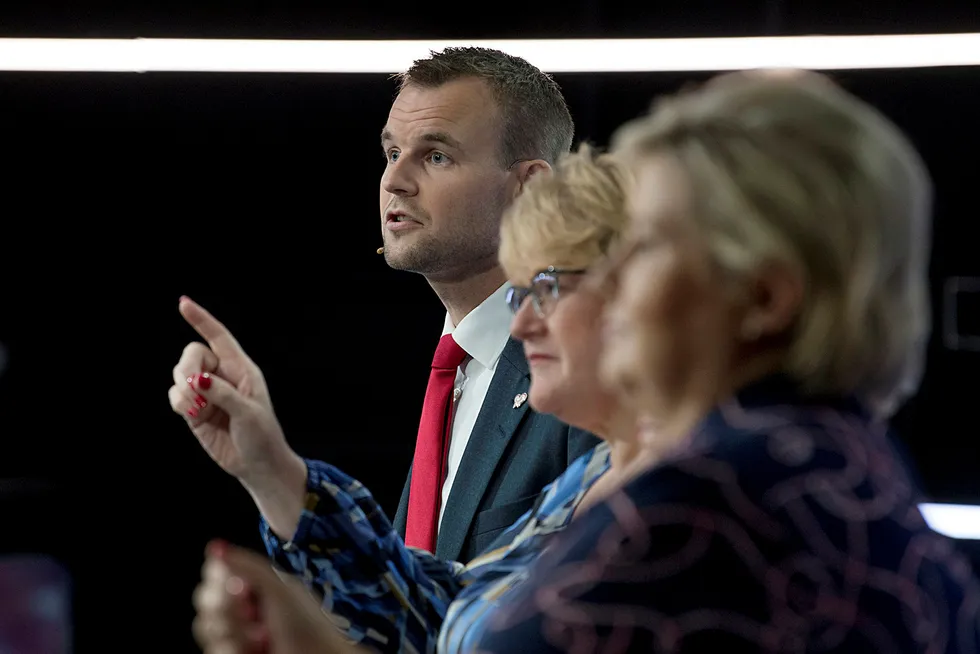 Venstre og Krf har innvendinger mot at Høyre skal sitte med både statsminister- og finansministerposten.