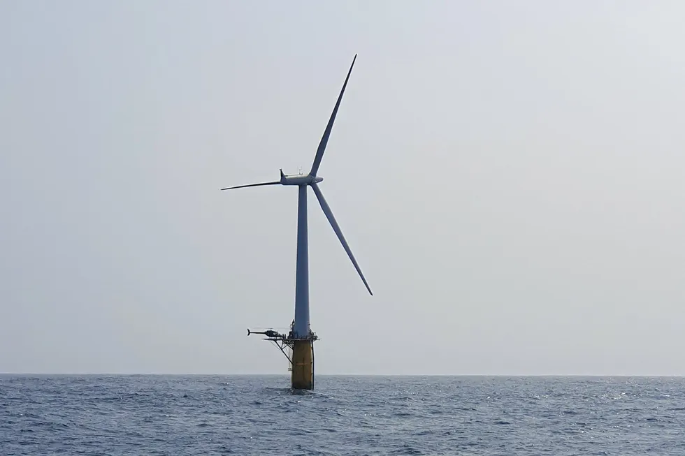 Havvindturbin under uttesting ved Marin Energi Testsenter ved Karmøy i Rogaland.