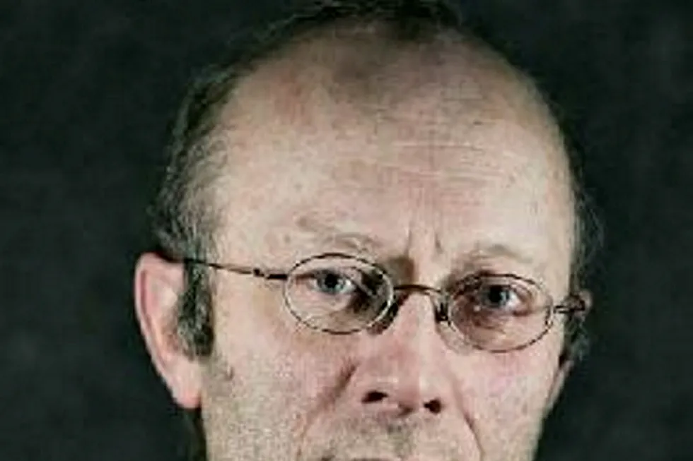 Torbjørn Lindstrøm Knutsen Professor