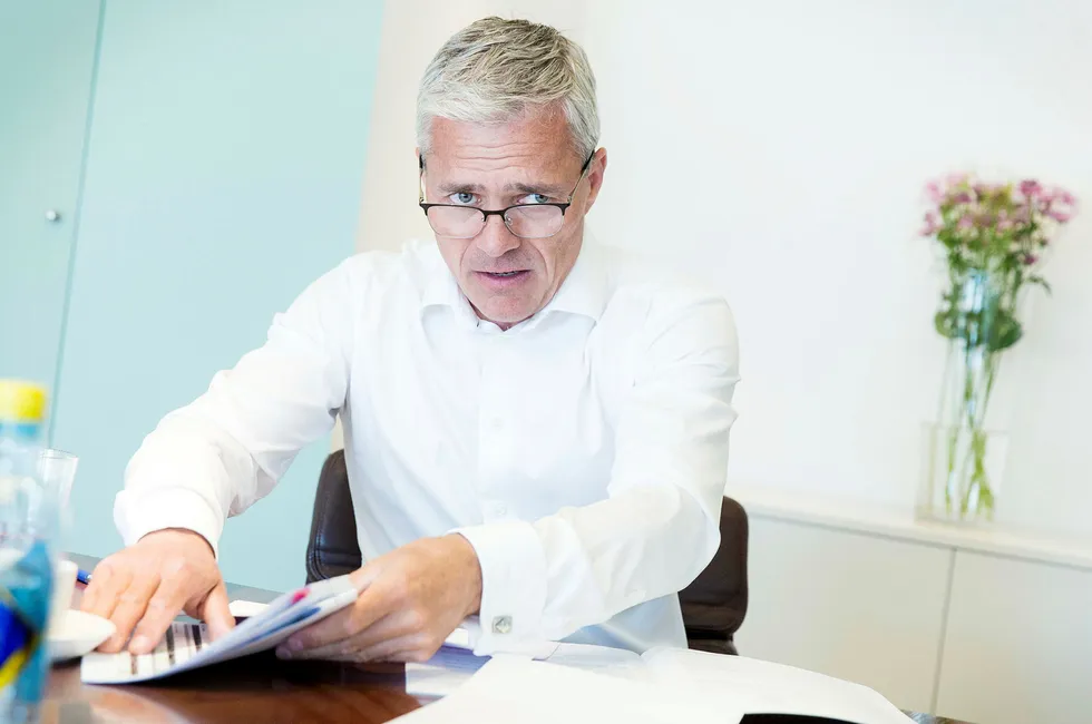 Dag Rasmussen, administrerende direktør i Rasmussengruppen i Kristiansand, sier selskapet trenger kontanter til å finansiere oppkjøpet av Schlumbergers seismikkselskap.