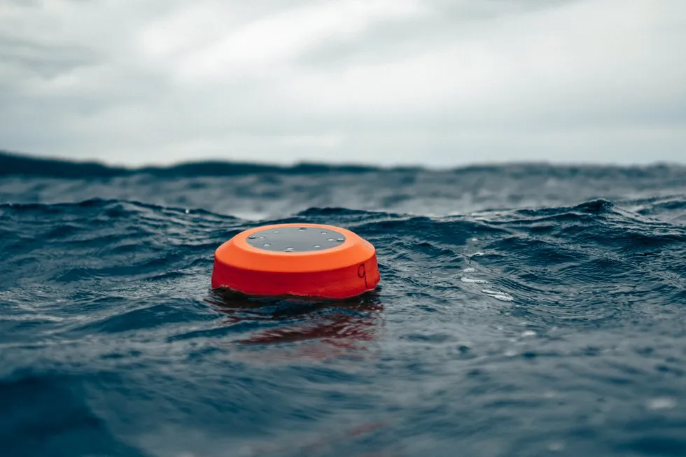 One of Innomar's products, the smart buoy, is based on wireless transmission that makes it possible to monitor operations and collect relevant data in real time.