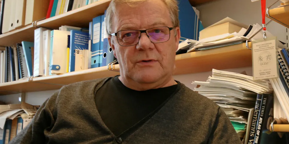 BLIR IRETTESATT: Torbjørn Trondsen, professor emeritus ved Universitetet i Tromsø, får kritikk for å presentere feile fangsttall i et debattinnlegg.