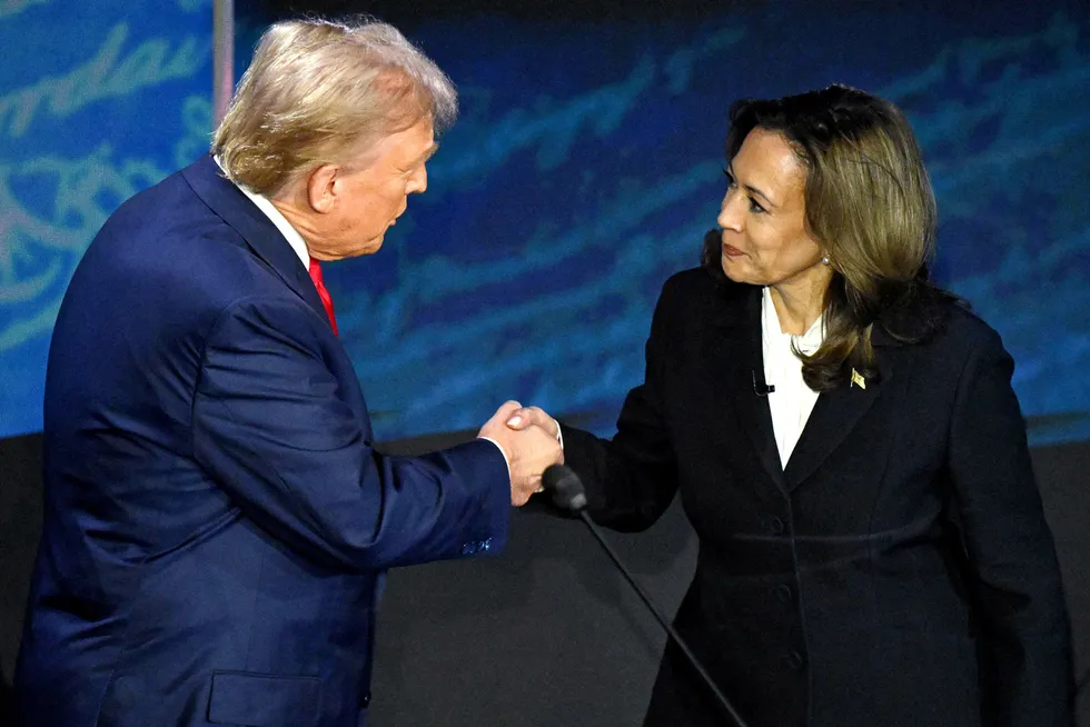 Donald Trump vil ha lavere skatt for næringslivet. Kamala Harris vil ha høyere skatt for næringslivet. Om under en måned avgjør velgerne hvem som blir USAs neste president.